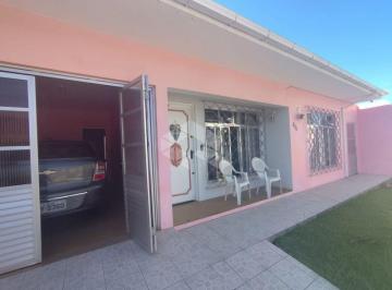 Casa · 138m² · 3 Quartos · 1 Vaga · Casa residencial ou comercial para alugar com 138m² em Areias São José