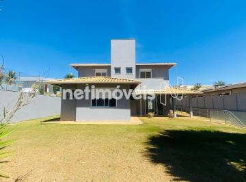 Casa · 1050m² · 4 Quartos · 5 Vagas · Casa magnífica, nova, 4 suítes, piscina aquecida, sauna, espaço gourmet.