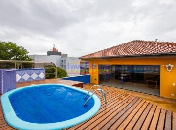 3866505820.jpg · Alto Padrão com 6 Dormitórios e Piscina no Portão  Ideal para Uso Residencial ou Comercial          