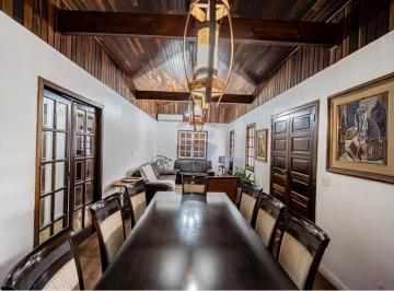 Casa · 240m² · 3 Quartos · 5 Vagas · Casa com 3 Quartos à venda, 240 m² por R$ 840.000 - Granja Viana - Cotia/SP