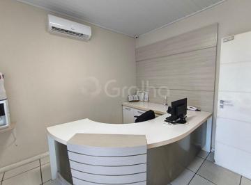 2 · Casa de 66m² com 3 quartos no bairro Roçado em São José