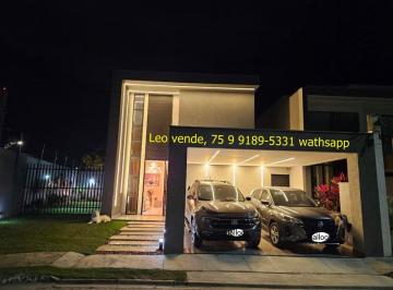 Casa de 3 quartos, Feira de Santana · Leo vende, bairro Papagaio, 3 suítes, closet, área goumert, energia solar