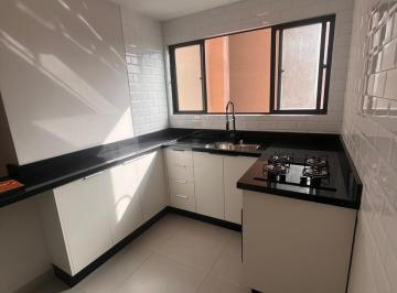 Apartamento de 2 quartos, Curitiba · Apartamento 74 m² | Recém-reformado | Sol da manhã | 1 vaga | Bacacheri