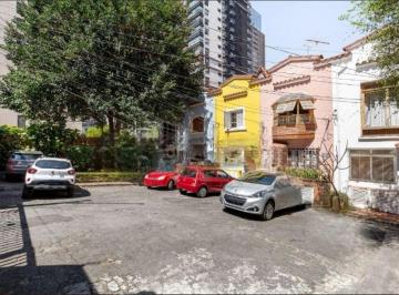 Casa de 2 quartos, São Paulo · Casa de vila REFORMADA a 300mts do metrô Oscar Freire
