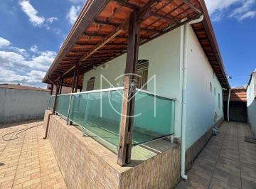 Casa · 249m² · 3 Quartos · 4 Vagas · Casa à venda em Esmeraldas/MG