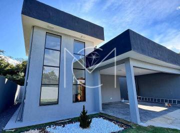 Casa · 180m² · 3 Quartos · 4 Vagas · Casa à venda em Esmeraldas/MG