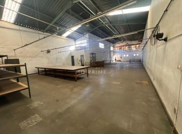 Comercial · 425m² · Galpão amplo com ótima localização, próximo ao CEASA e com acesso rápido à BR-040.