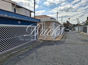 Casa · 114m² · 3 Quartos · 2 Vagas · Casa terrea de vila - com portão e guarita com segurança