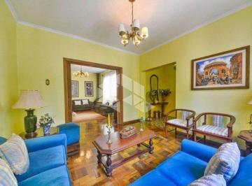 Casa · 230m² · 3 Quartos · 2 Vagas · Casa 3 dormitórios com 2 vagas no Petrópolis