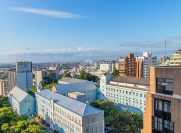 Apartamento · 231m² · 3 Quartos · 1 Vaga · Um clássico com muita vista no bairro Independência