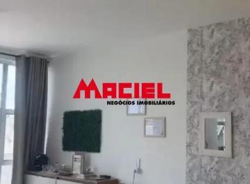Comercial · 27m² · Sala comercial no centro da cidade enfrente a loja do Busca Busca, sala com 27 metros, com Wc.