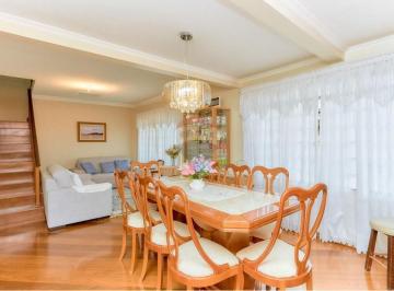 Casa · 193m² · 5 Quartos · 8 Vagas · Imóvel multifamiliar a venda, Bairro Barreirinha . Curitiba, PR