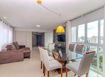 Apartamento · 104m² · 3 Quartos · 2 Vagas · Apartamento à venda no Centro em Balneário Camboriú.