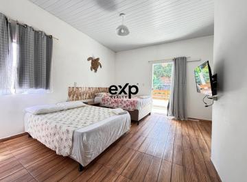 Casa · 190m² · 4 Quartos · COMPRE ESSA OPORTUNIDADE 2 IMOVEIS NA GAMBOA E PISCINA A 10 MINUTOS DA PRAIA