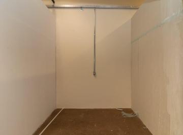 Comercial · 6m² · 1 Quarto · Loja em galeria na Rua Barão de Itapetininga, N. 221 - Loja 25 Térreo • 6 m²
