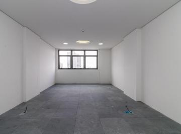Comercial · 42m² · 1 Quarto · Sala comercial na Rua Ibitirama, N. 166 • 42 m²