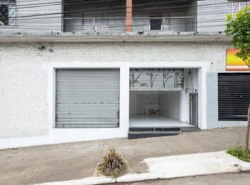 Comercial · 50m² · 2 Quartos · 1 Vaga · Loja na Avenida Doutor Sylvio de Campos, N. 536 • 50 m²