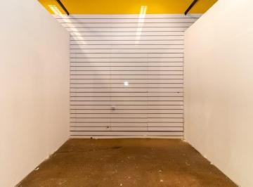 Comercial · 6m² · 1 Quarto · Loja em galeria na Rua Barão de Itapetininga, N. 221 - Loja 14 Térreo • 6 m²