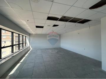 Comercial · 90m² · 2 Vagas · Oportunidade Única: Sala Corporativa de 90m² para locação no Exclusivo Business Tower em Americana/S