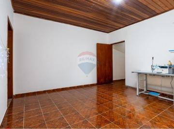 Casa · 356m² · 6 Quartos · 3 Vagas · Casa à venda no Tatuapé, com 356 metros, 6 quartos, 4 banheiros e 3 vagas de garagem.