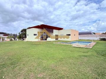 Casa de 3 quartos, Porangaba · Casa com piscina Ninho Verde I Porangaba-SP
