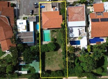 Casa de 3 quartos, Brasília · Casa Qi 05 Lago Sul casa térrea original pra reformar com piscina terreno vazado