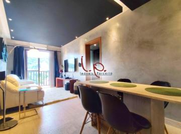 Apartamento de 1 quarto, Petrópolis · Moderno Apartamento com Varanda em Itaipava, 1 Suíte, Climatizado, Móveis Planejados e Fácil Acesso.