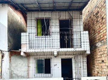 Casa de 3 quartos, Ananindeua · Casa à Venda no Maguari com 2 Pavimentos e 3 Quartos – Apenas R$ 90.000