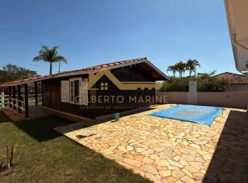 Casa de 3 quartos, Porangaba · Casa estilo chalé com piscina Ninho Verde I Porangaba-SP