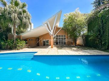 1 · Casa com 561 m², 3 quartos sendo 3 suítes à venda no bairro Granja Julieta.
