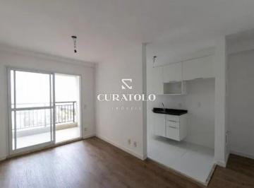 Apartamento · 55m² · 2 Quartos · 1 Vaga · Praça Mooca - Apartamento à venda com 55 m², 2 quartos, varanda e vaga na Mooca, São Paulo.