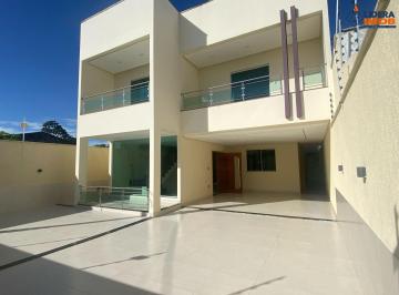 Foto 01 · Casa residencial para Venda em rua pública, Mangabeira, Feira de Santana, 4 quartos, 3 suítes, 2 sal