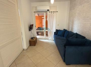 Foto 01 · Casa em Condomínio para Locação em Juquehy, São Sebastião-SP: 2 Quartos, 1 Suíte, 1 Sala, 2 Banheiro
