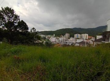 03 · Terreno de 360m² na Pedra Branca