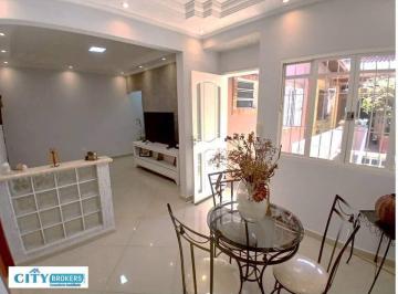 Casa · 302m² · 3 Quartos · 3 Vagas · Casa em Jardim Palmira, Guarulhos/SP de 302m² 3 quartos à venda por R$ 700.000,00