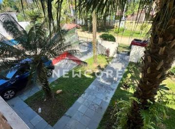 Casa · 261m² · 4 Quartos · 5 Vagas · Sobrado em  Rua São Francisco do Sul - Indaiá - Bertioga/SP
