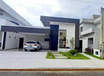 Casa · 300m² · 3 Quartos · 4 Vagas · Casa Térrea - Caçapava - Condomínio Terras do Vale - 3 Dormitórios - 165m².