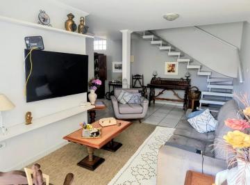 Casa · 200m² · 2 Quartos · 2 Vagas · Casa Sobrado - Villa Branca - Jacareí - 2 Dormitórios - 200m².