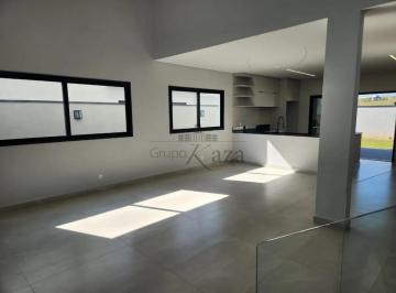 Casa · 300m² · 3 Quartos · 2 Vagas · Oportunidade - Casa Sobrado - Condomínio Residencial Malibu - Residencial Colinas - 3 Dormitórios -