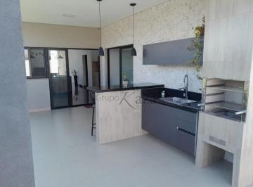 Casa · 380m² · 3 Quartos · 4 Vagas · Oportunidade - Casa Térrea em Condomínio - Condomínio Bella Vitta Caminho da Mata - Caçapava - 3 Dor