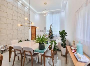 Casa · 300m² · 3 Quartos · 2 Vagas · Oportunidade - Casa em Condomínio - Condomínio Terras do Vale - Caçapava - 3 Dormitórios - 158m².