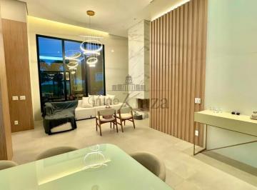 Casa · 660m² · 4 Quartos · 4 Vagas · Casa Condomínio - Residencial EcoPark Bourbon - Caçapava - 4 Suítes - 340m² - Porteira Fechada