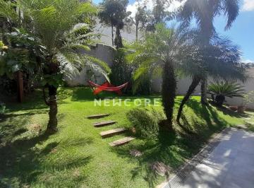 Casa · 180m² · 3 Quartos · 4 Vagas · Casa de condomínio em Avenida Maria Thereza da Costa Naufal - Parque das Laranjeiras - Itatiba/SP