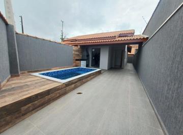 Casa de 2 quartos, Itanhaém · Casa com piscina e 2 quartos em Itanhaém.