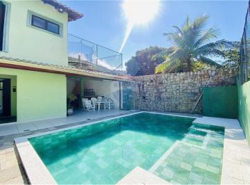 Casa · 150m² · 4 Quartos · 2 Vagas · Casa com 4 dormitórios com 2 suítes à venda, por R$ 1.850.000 - Jardim Guaiuba - Guarujá/SP