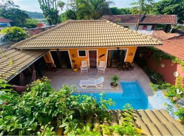 Casa · 193m² · 5 Quartos · 2 Vagas · Casa com 5 dormitórios à venda, 302 m² por R$ 1.650.000 - Jardim Guaiuba - Guarujá/SP