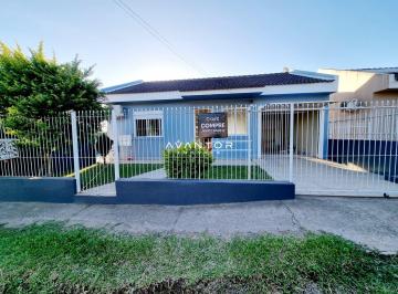 Casa · 70m² · 2 Quartos · 1 Vaga · Casa à venda com pátio e piscina, bairro tranquilo em Santa Maria.