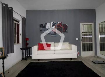 Casa · 210m² · 4 Quartos · 3 Vagas · Rua Califórnia, 1372 - Jardim Prainha