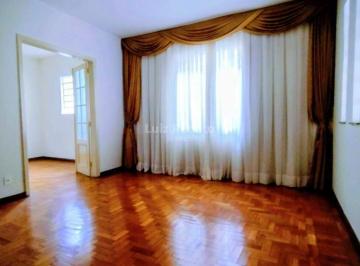 Casa · 235m² · 4 Quartos · 2 Vagas · Casa à venda no bairro Santo Antônio
