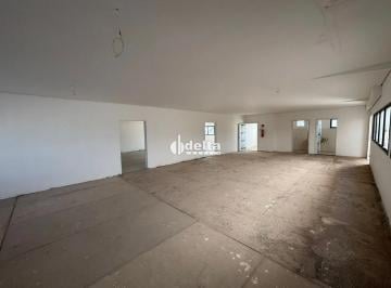 Photo 1 · Sala comercial disponível para locação no bairro Jardim Karaiba em Uberlândia - MG